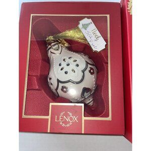 2024 Lenox Annual Ornament - Rare collectable‎